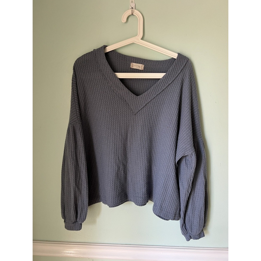 Altard State V-neck waffle knit top size M Blue Bubble Sleeve 1218